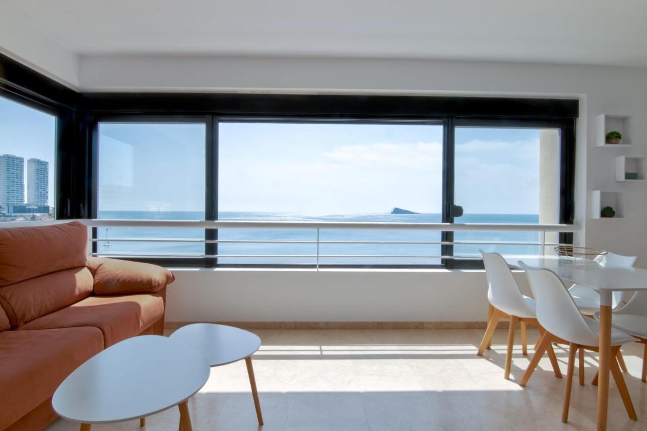 Luminoso Apartamento En Primera Linea De Playa Benidorm Luaran gambar