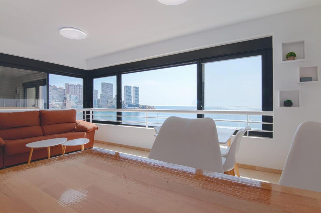 Luminoso Apartamento En Primera Linea De Playa Benidorm Luaran gambar